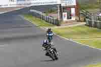 enduro-digital-images;event-digital-images;eventdigitalimages;mallory-park;mallory-park-photographs;mallory-park-trackday;mallory-park-trackday-photographs;no-limits-trackdays;peter-wileman-photography;racing-digital-images;trackday-digital-images;trackday-photos
